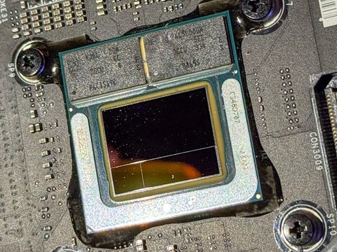 Intel Lunar Lakeは、CPU、GPU、NPUとDRAMをSoC化（出典：記事）